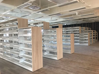 曉明女中圖書館鋼製書櫃