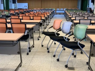 溪湖高中-折合式會議桌椅