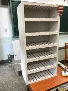 曉明女中手機櫃