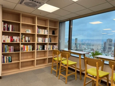 金融事務主管機關圖書館設備