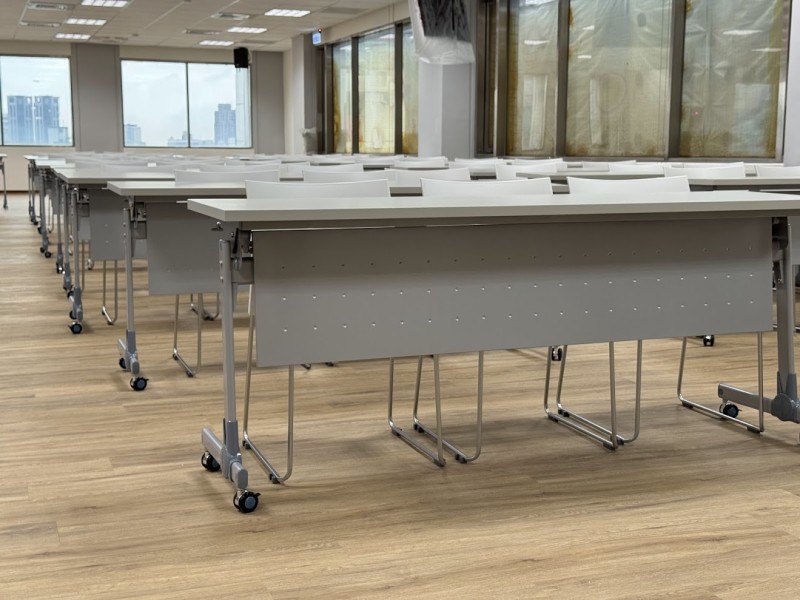 可掀式折合桌-欣欣向榮的朝氣